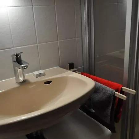 Easyflat Apartment, Netflix, Kaffee & Parkplatz Lejlighed